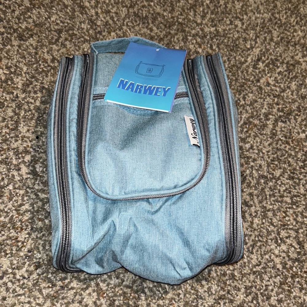 Brand New Toiletry Bag/Makeup bag